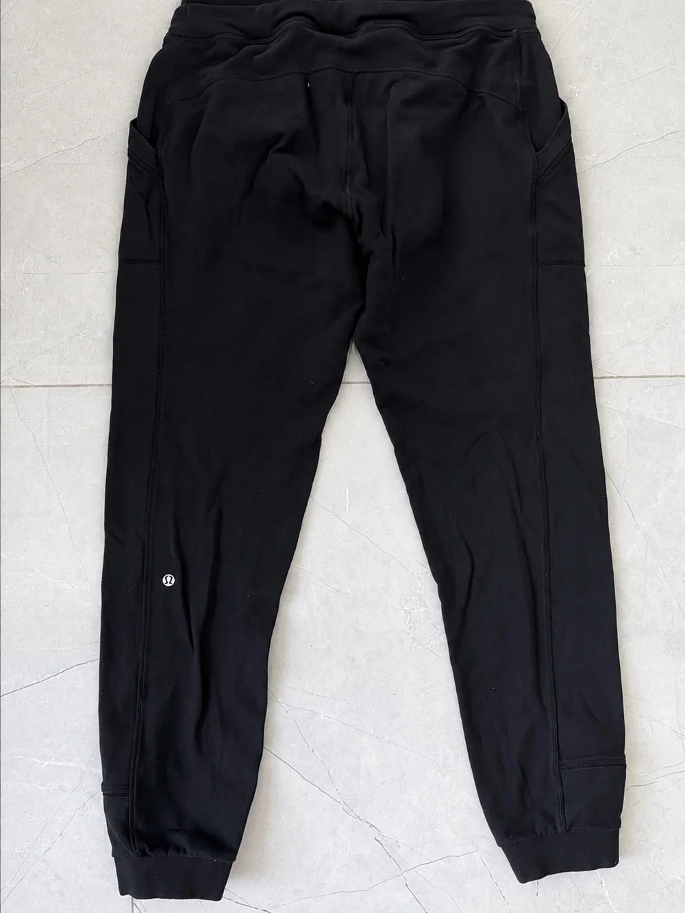 Lululemon Ready to Rulu Joggers – Women’s Size 8 – Black